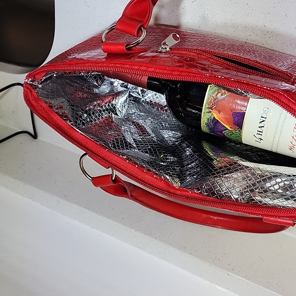 Wine Insulated Clutch New No Tags - Picture 4 of 5